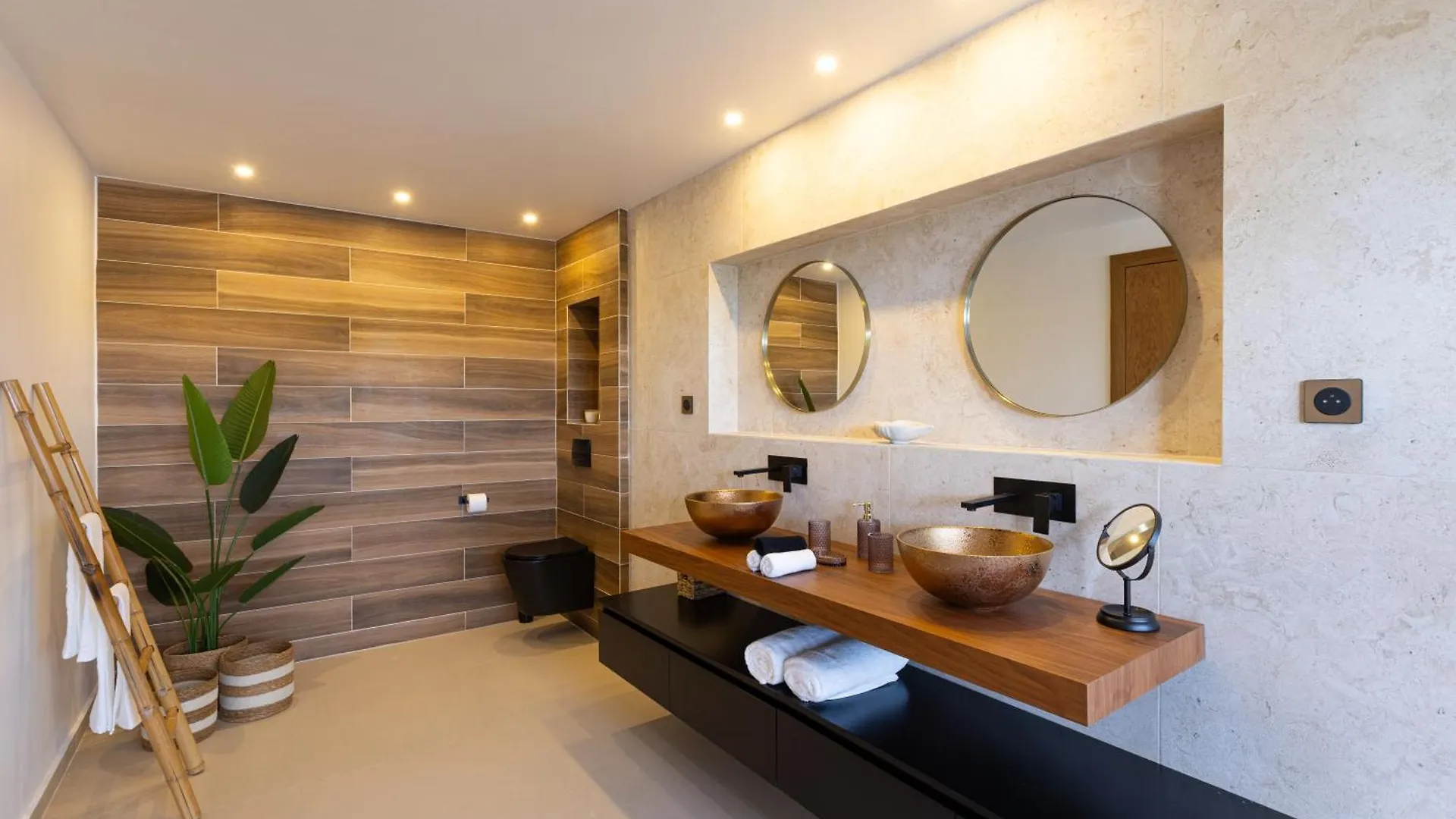 Luxury Villa Nuit Jade, Ocean View Escape Les Terres Basses